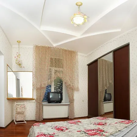 Apartment Kvartiry V Centre Goroda