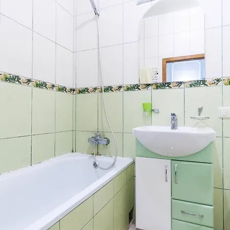Apartment Kvartiry V Centre Goroda